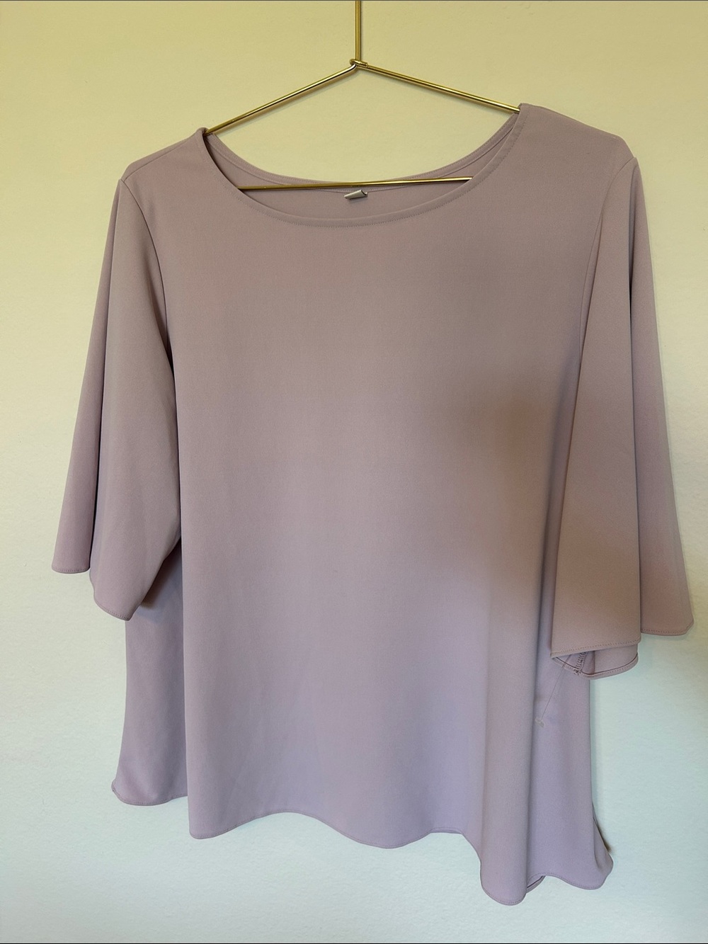 Elegant Lavender Women’s Blouse - Soft Scoop Neck